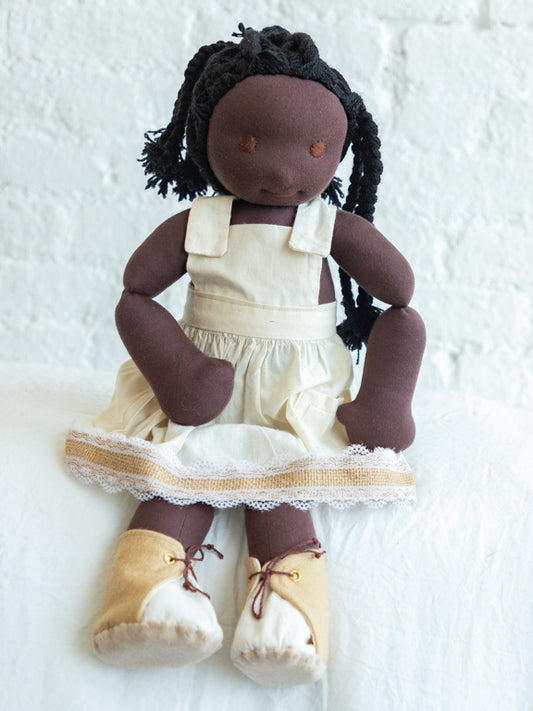 Lela Classic Doll Set II