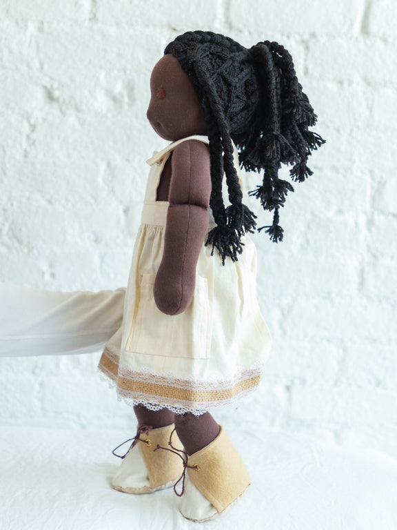 Lela Classic Doll Set II